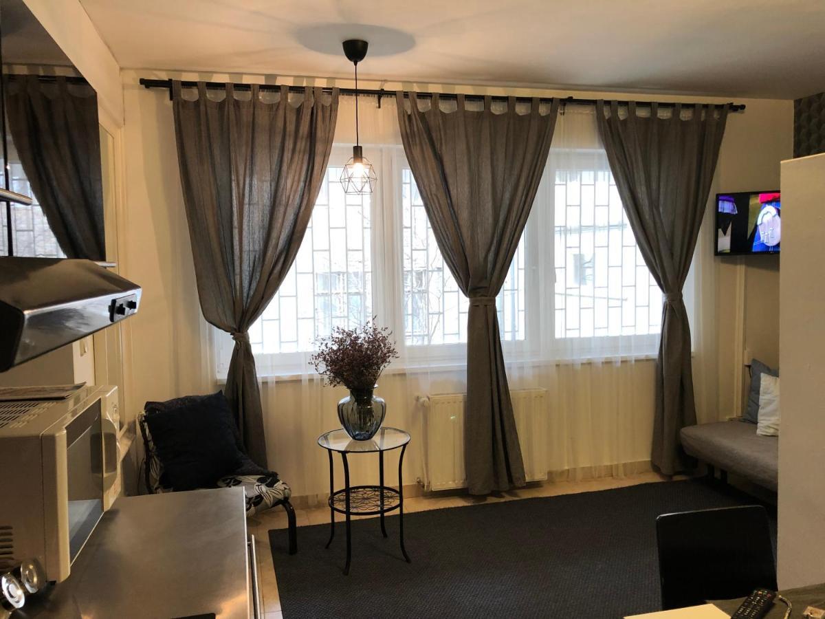 بودابست Downtown Rose Garden Apartments Whit Garage Opcional المظهر الخارجي الصورة