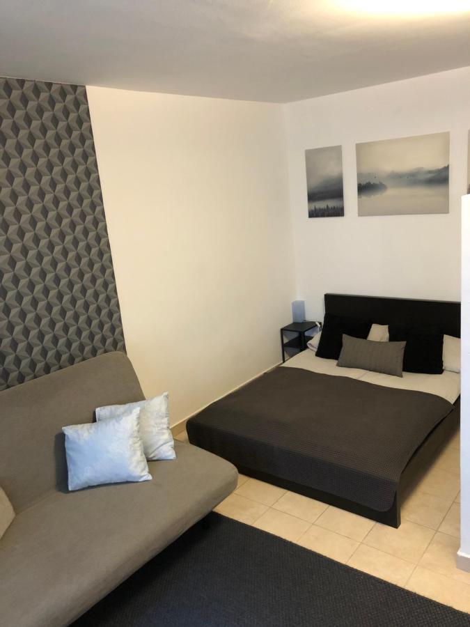 بودابست Downtown Rose Garden Apartments Whit Garage Opcional المظهر الخارجي الصورة
